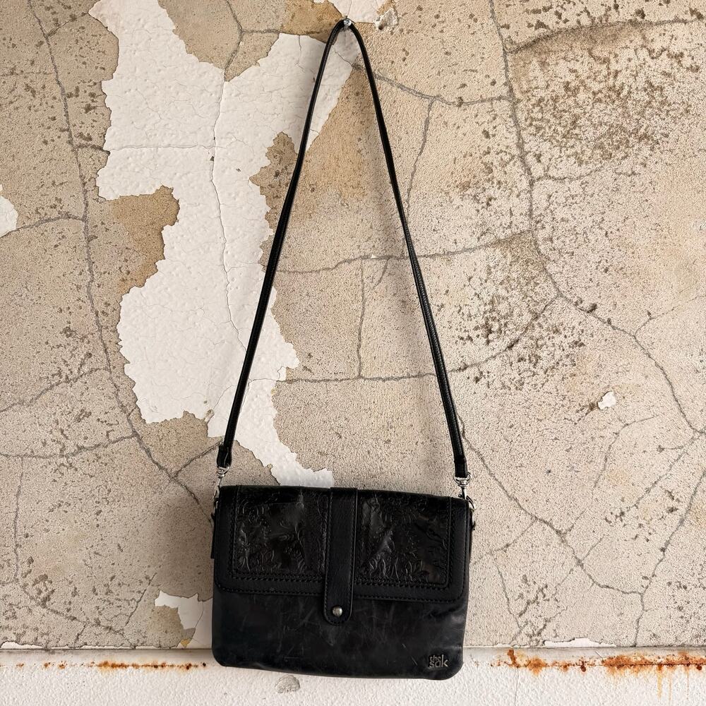 The Sak Leather Crossbody‎ Bag Black Satchel Purse with Flap Pockets Y2K Style